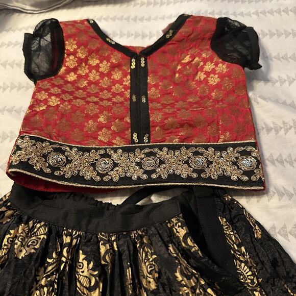 Small Kids Lehenga Choli 2 pc dress Baby Girls Lehenga Top Designer 12-18 Month - Picture 2 of 8